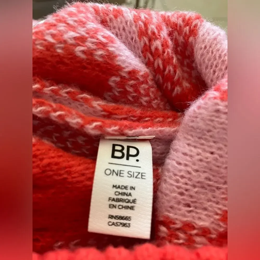 Nordstrom BP.  Red and Pink Checkered Knit Scarf with Pockets/ Beanie Hat Set OS